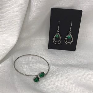 Malachite Bracelet and Earring set.